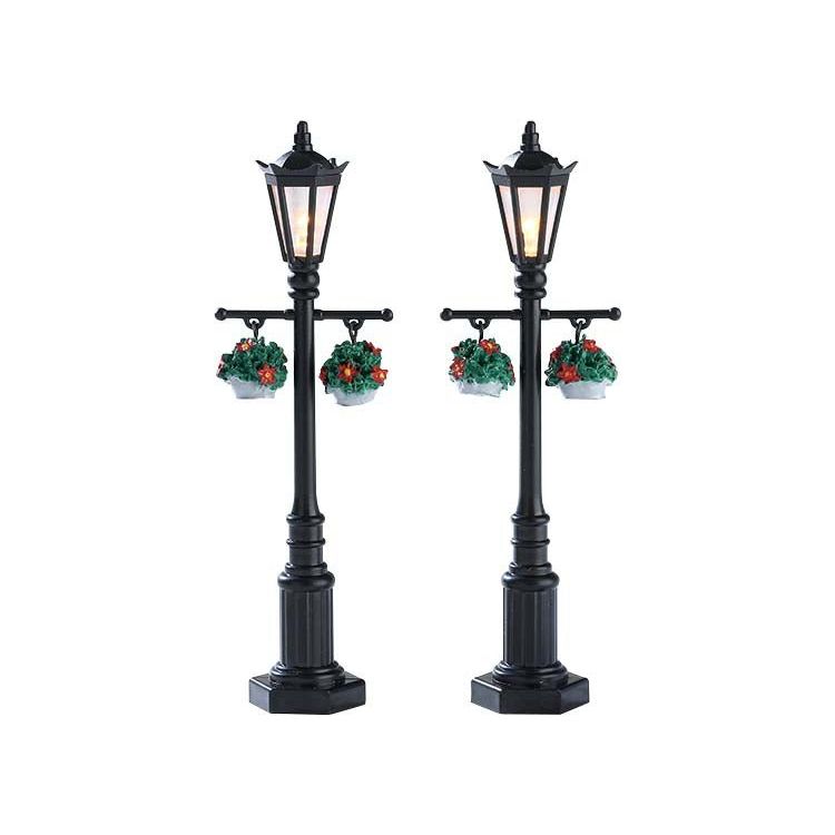 OLD ENGLISH LAMP POST, SET OF 2, B/O (4.5V) - Christmas.uk