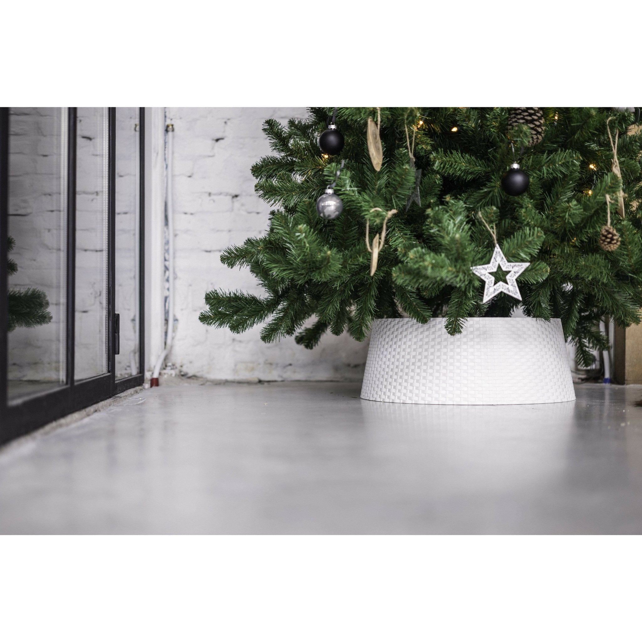 Tree Skirt & Rings - Christmas.uk