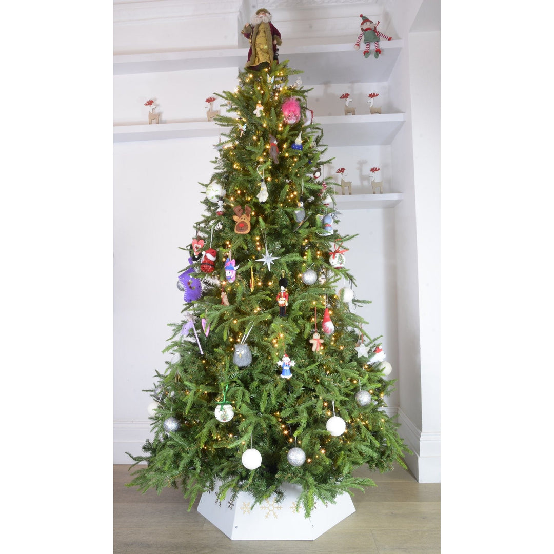 Christmas Tree Collar - Cream and Gold Metal Christmas Tree Skirt - Christmas.uk