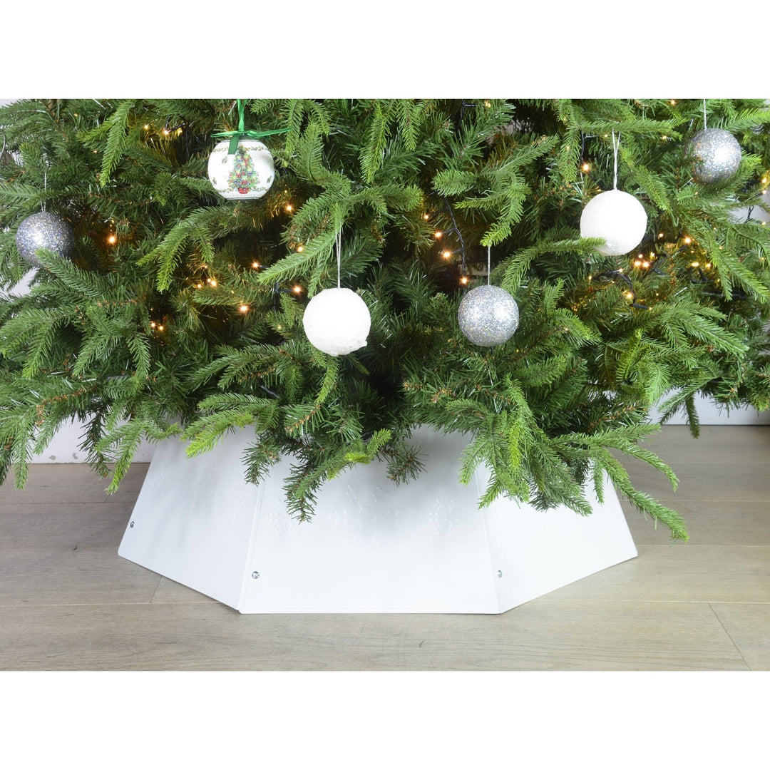 Christmas Tree Collars - Cream White Christmas Tree Collar - Christmas.uk