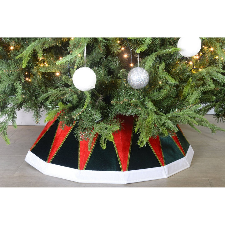 Christmas Tree Skirts - White, Red, Green & Gold Tree Collar - Christmas.uk