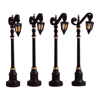 Colonial Street Lamp, Set Of 4, B/O (4.5V) - Christmas.uk