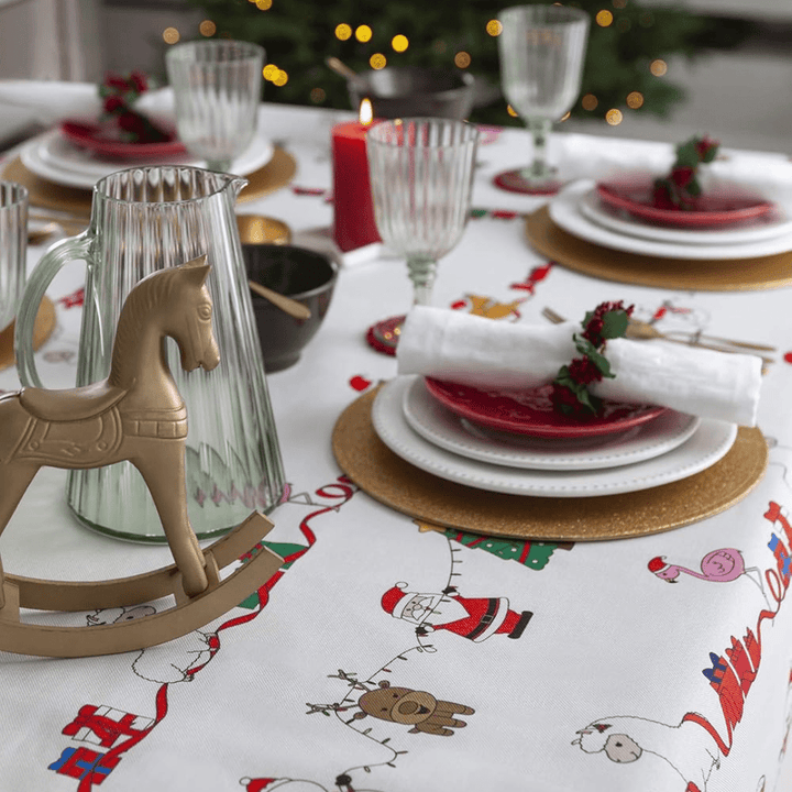 Decorative Christmas Tablecloths - Christmas.uk
