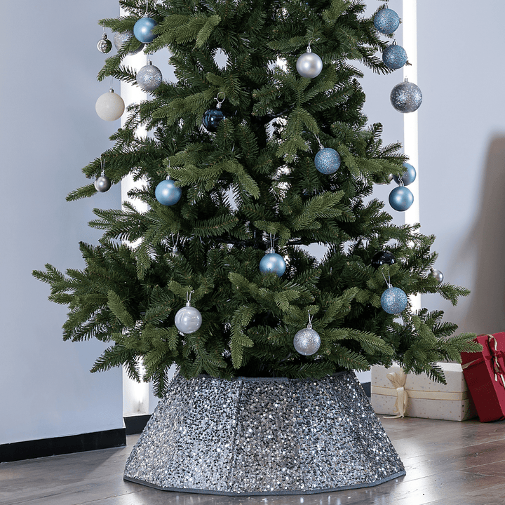 Silver Christmas Tree Skirt : Christmas Tree Collar Silver - Christmas.uk