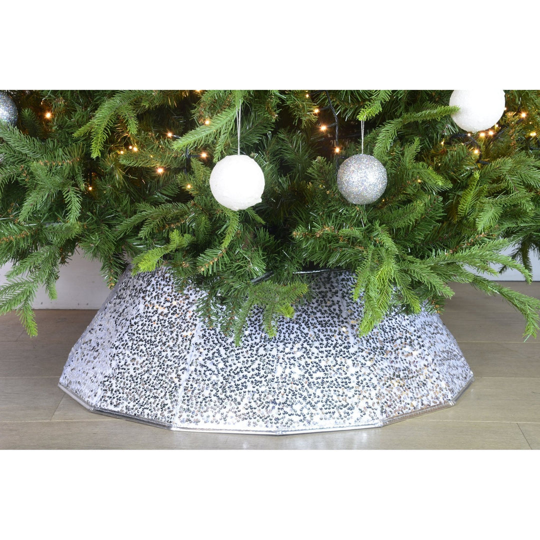 Silver Christmas Tree Skirt : Christmas Tree Collar Silver - Christmas.uk