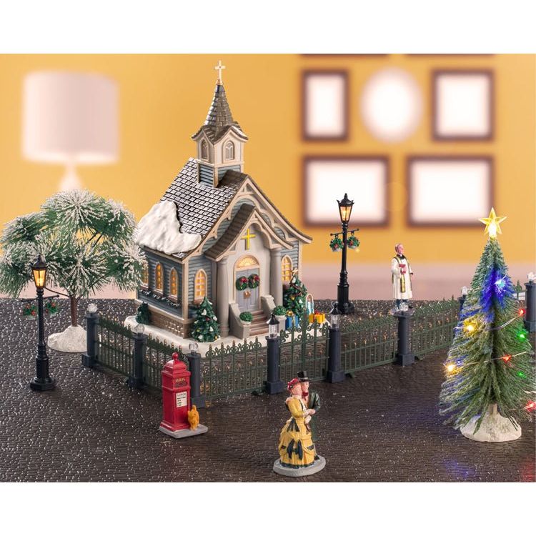 SMALL TOWN CHURCH SET, INCL. ADAPTOR 74254, 550 mA (WHITE) - Christmas.uk