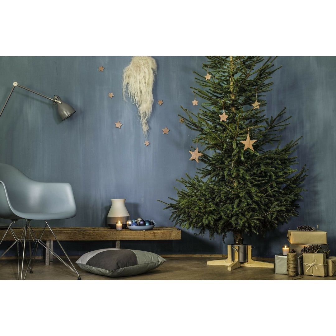 Premium Christmas Tree Wooden Stand - Christmas.uk